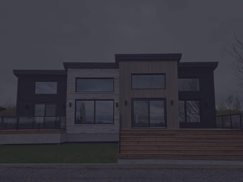 Image avec un filtre foncé, avec une réalisation du modèle esplanade de Sherbrooke