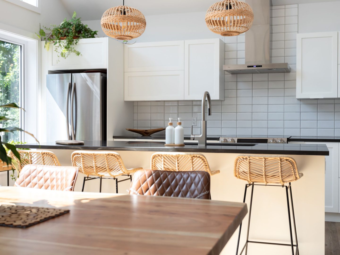 A realization of a chalet called Faucon. The second floor is classically styled, as seen from the kitchen.