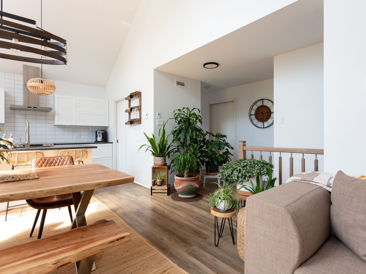 A realization of a chalet called Faucon. The second floor is classically styled, as seen from the dining room.