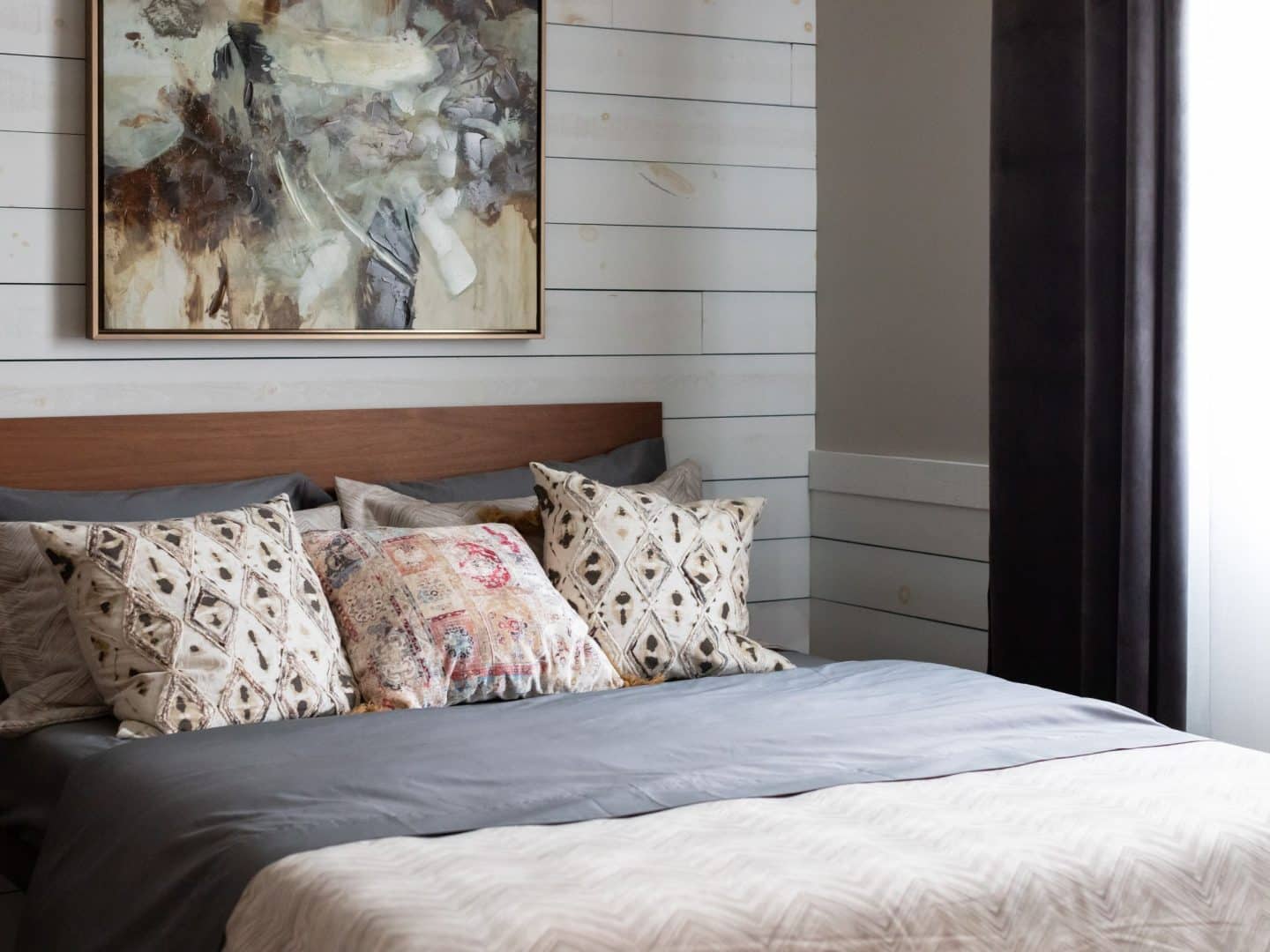 Maison préfabriquée plain-pied du modèle Tryka de style contemporain. Vue de la chambre.